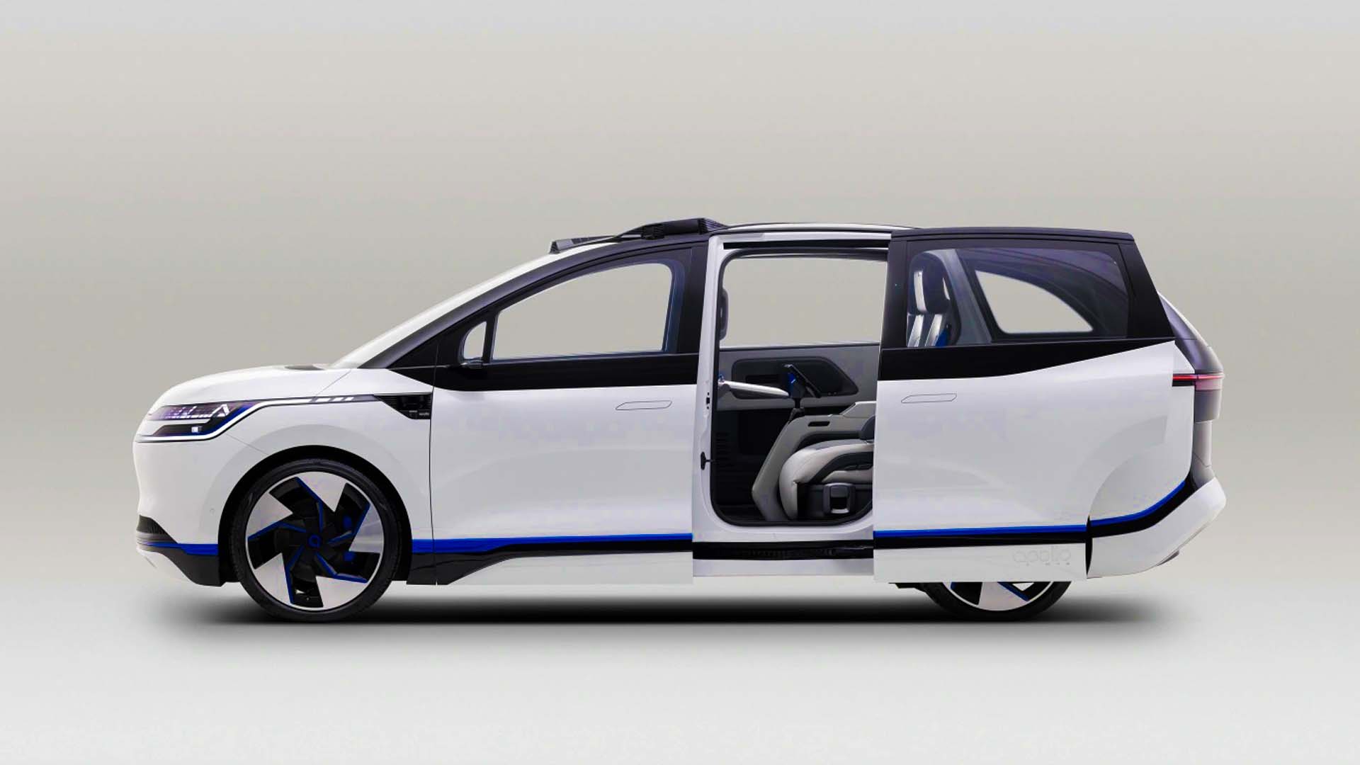 Autonomous vehicle with detachable steering wheel unveiled by Baidu